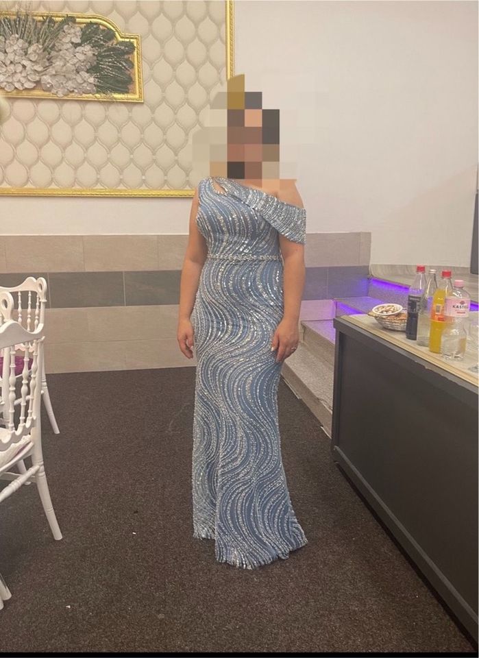 Abendkleid L/XL in Duisburg