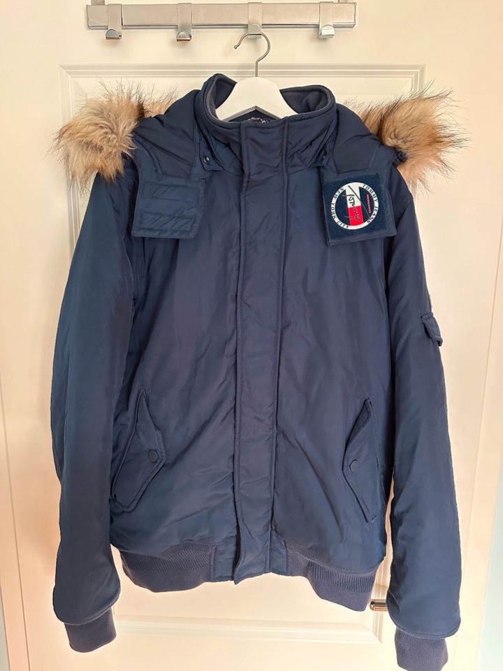 Tommy Jeans Winterjacke in Nordenholz