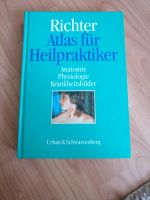 2 Bücher Lehrbuch und Atlas für Heilpraktiker Richter Hessen - Karben Vorschau