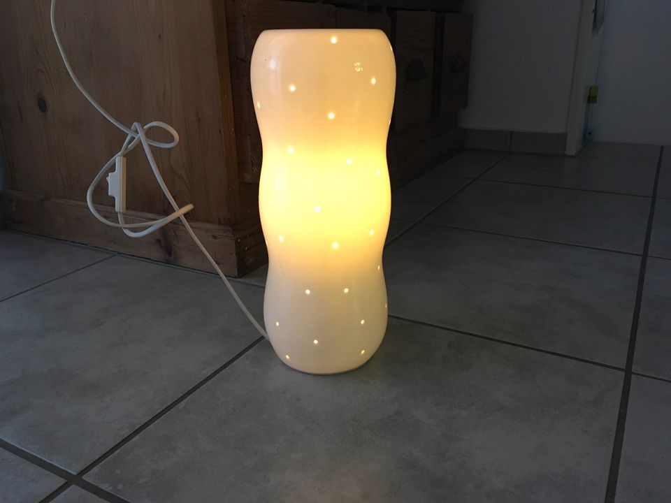 Lampe, Tischlampe Ikea in Allensbach