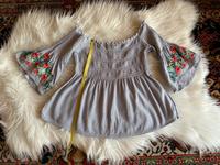 Hollister Tunika geraffte Bluse Blumenshirt Off Shoulder Oberteil Niedersachsen - Peine Vorschau