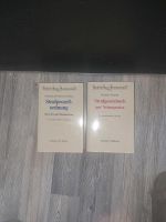 Verkaufe hier 2 Gesetzbücher Niedersachsen - Großefehn Vorschau