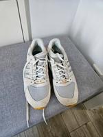 Adidas Damenschuhe, sehr wenig getragen. Essen - Karnap Vorschau