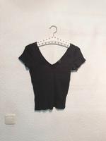 Monki Cropped T-Shirt mit doppeltem V-Auschnitt Gr S 36 Bayern - Münchberg Vorschau
