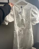 Trend Kleid Schleifen und Puffärmel Bayern - Simbach Vorschau