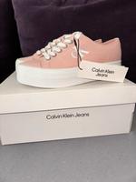 Calvin Klein Jeans Schuhe Sommer Rose gr 37 Bochum - Bochum-Ost Vorschau