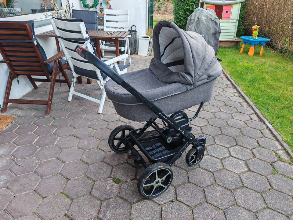 Hartan VIP Kinderwagen , Belly Button Edition in Bremen