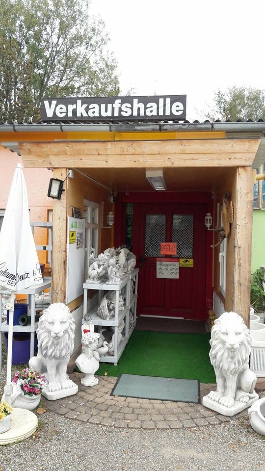 Blumentöpfe in 3 Größen.verfügbar. NEU!! Winterfest. 1/2 Preis in Bötzingen