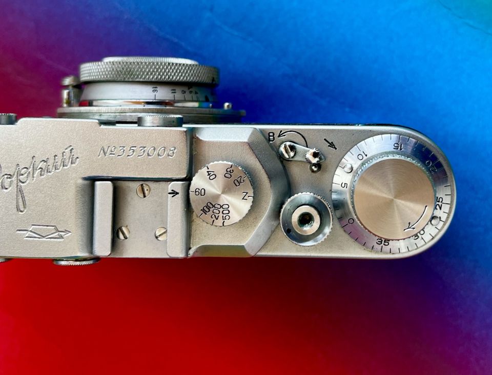 Leica-Kamera Zorki 1, top Zustand! Mit sehr schöner Ledertasche. in Tegernsee
