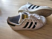 Adidas Superstar Sneaker weiß 36 Niedersachsen - Langwedel Vorschau