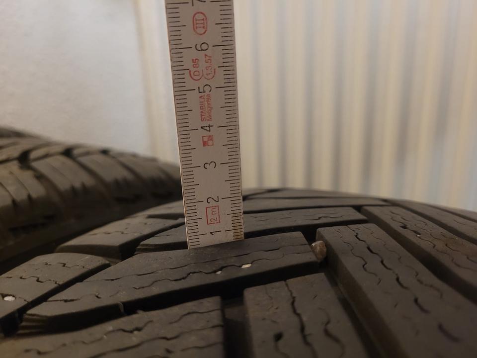 Winter Kompletträder aus Alu Michelin ALPIN 6/ Winterreifen in Altenburg