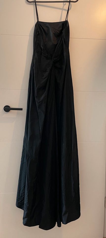 Abi Ball Kleid schwarz bodenlang rückenfrei xs in Bochum