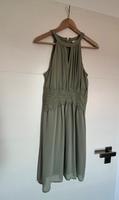 Kleid salbeigrün Spitze Chiffon VILA 36 Thüringen - Dermbach Vorschau