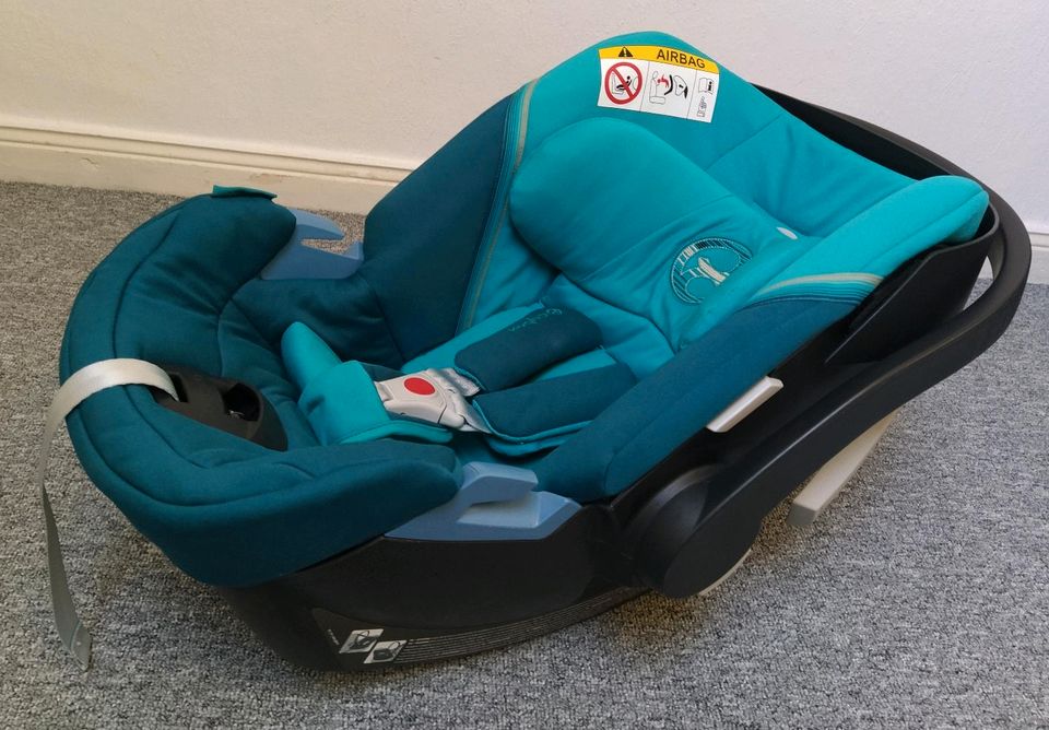 Babyschale Babysitz Cybex Aton 5 in Göttingen