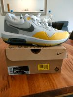 Nike Air Max Motif grau/gelb neu 44,5 Nordrhein-Westfalen - Tönisvorst Vorschau