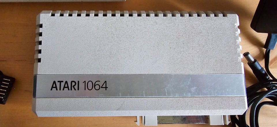 Ataris 600XL mit Speichererweiterung 1064 64K Datakassette 1010 in Göttingen