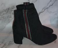 Stiefelette besonders mit Reißverschluss, Schnäppchen Hessen - Leun Vorschau