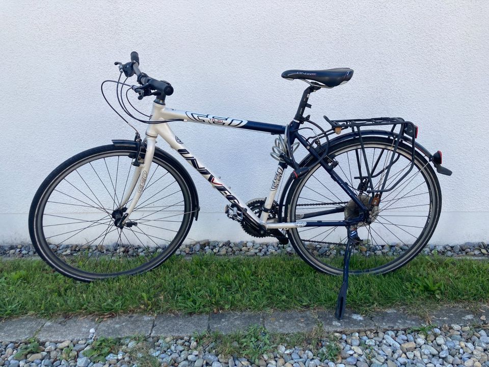 Stadtrad Univega Geo TR-30 Shimano LX in Konstanz