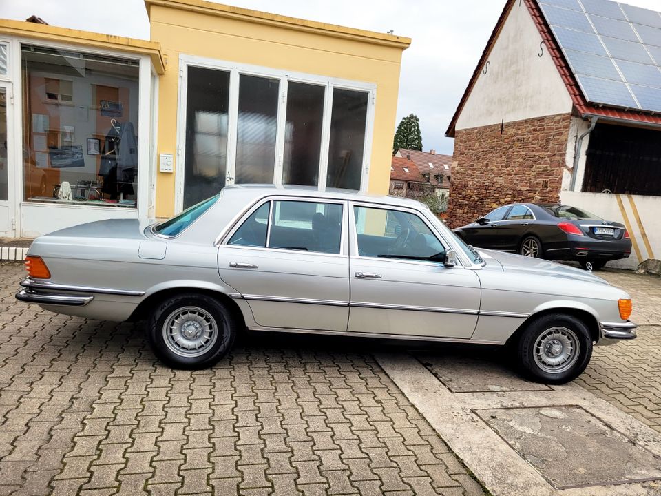 Mercedes 280 SE W116 TRAUMOLDTIMER IM TRAUMZUSTAND in Pfinztal