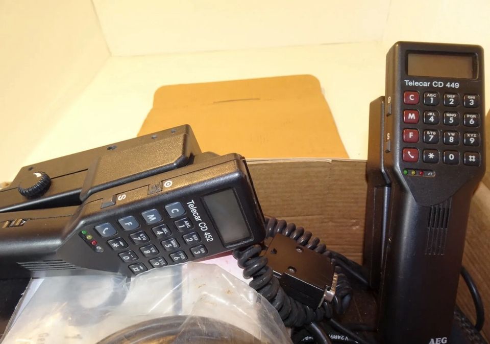 AEG Telecar CD 449 452 Telefonsatz Mercedes W124 W201 W202 W210 in Buchholz (Aller)
