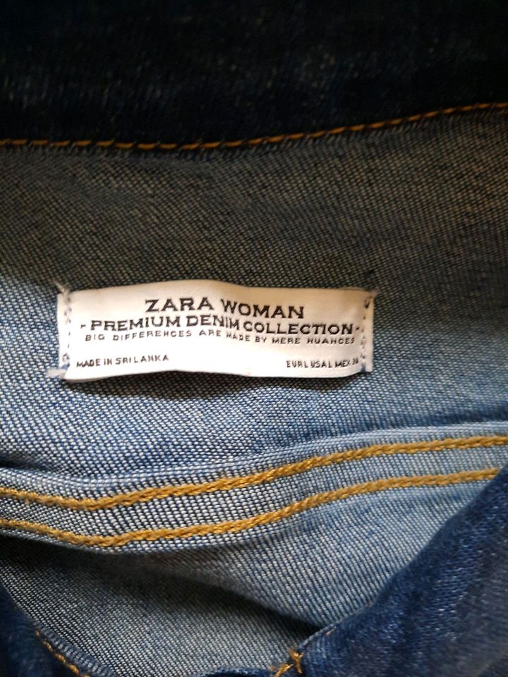 Kurze Jeansjacke von Zara neu gr L in Haserich