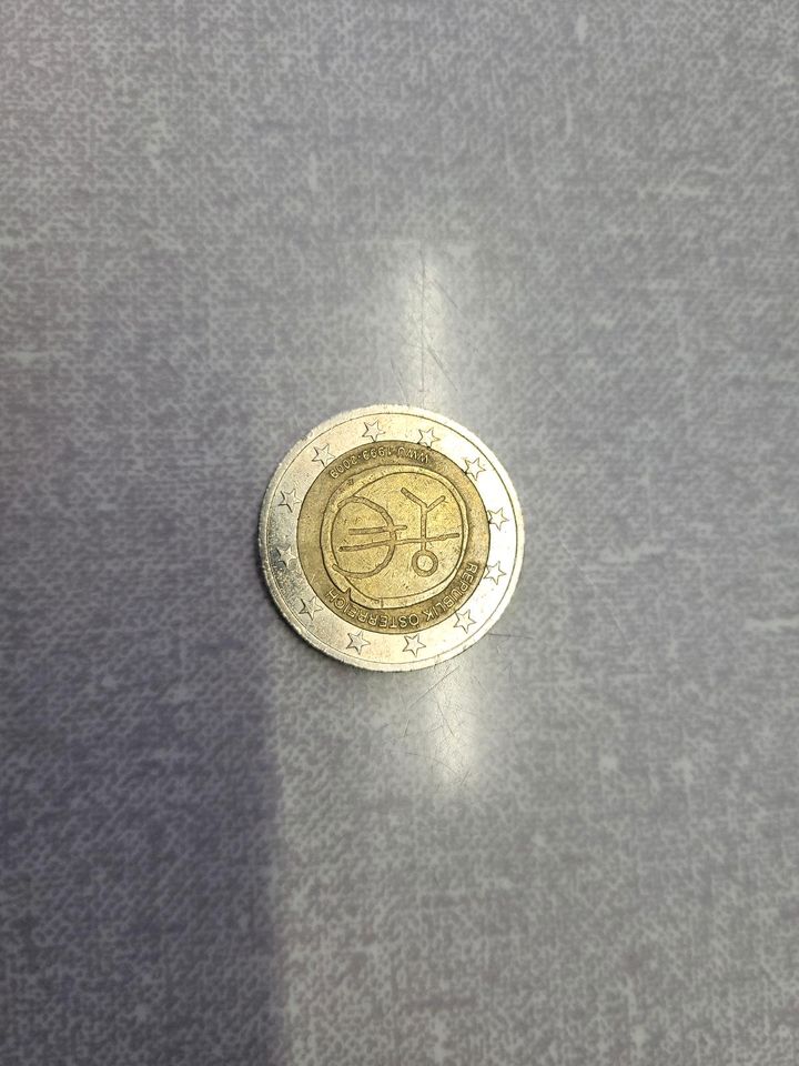 Fehlprägung Geld Münze 2 euro in Schmelz