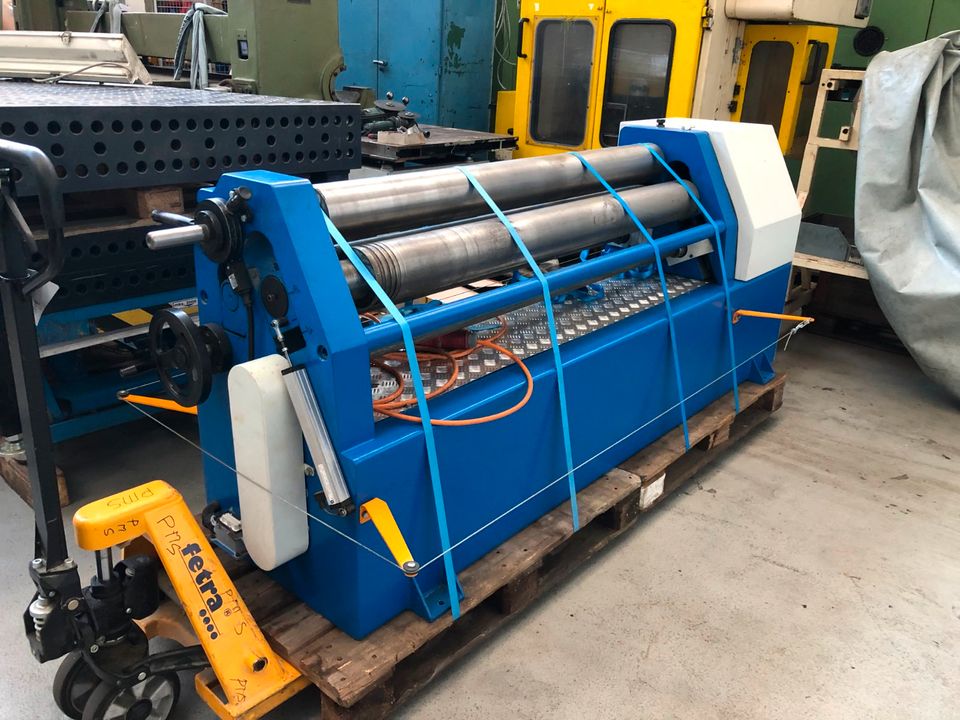 Rundbiegemaschine 3-Walzen METALLKRAFT RBM 1550-40 E Pro in Eislingen (Fils)