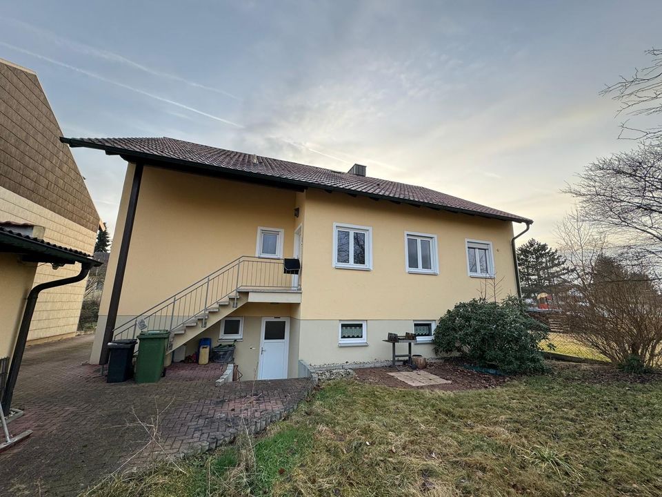 Schönes Haus in ruhiger Lage in Schwandorf