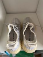 Adidas Yeezy Boost gr. 40 Rheinland-Pfalz - Eisenberg  Vorschau