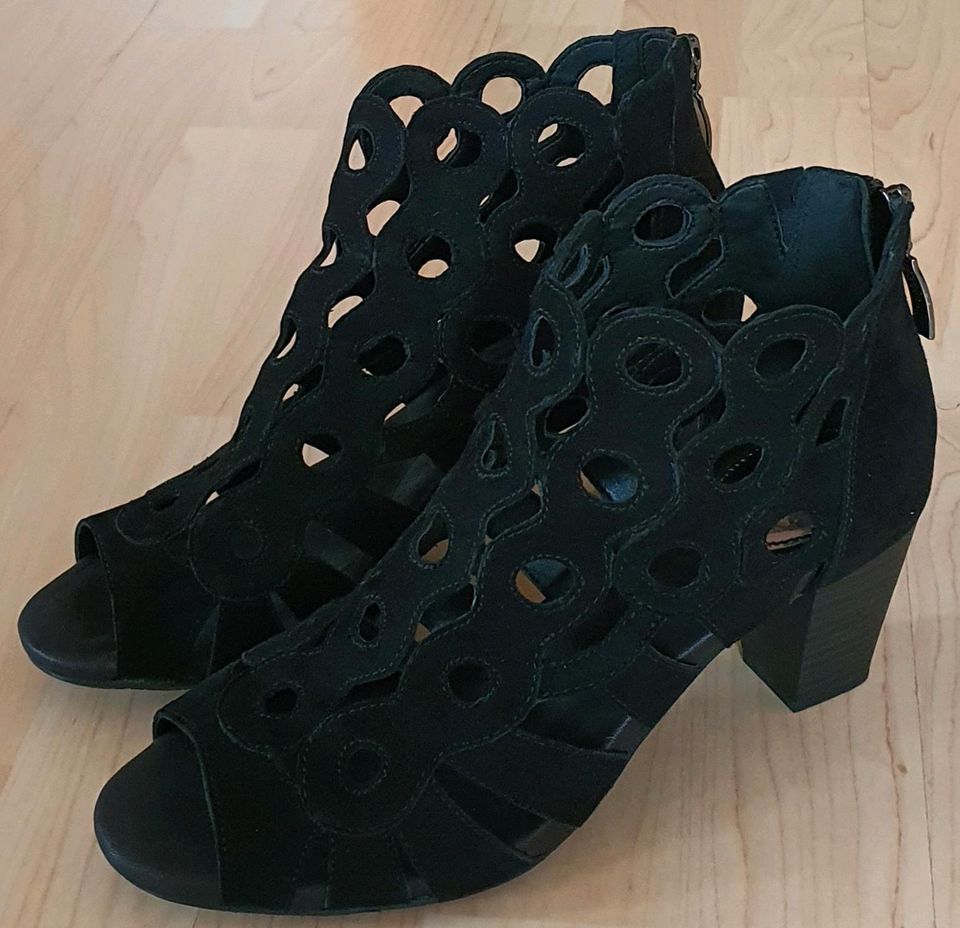 Gerry Weber Peeptoes schwarz Größe 40 Weite H Cut Outs NEU in Drachselsried