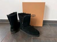UGG W Classic Zip Boot 1103764 Bayern - Augsburg Vorschau