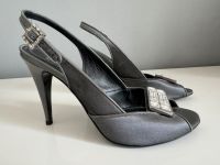 Highheels Pumps Hugo Boss grau Wildseide Swarovski 38,5 Stuttgart - Stuttgart-Süd Vorschau