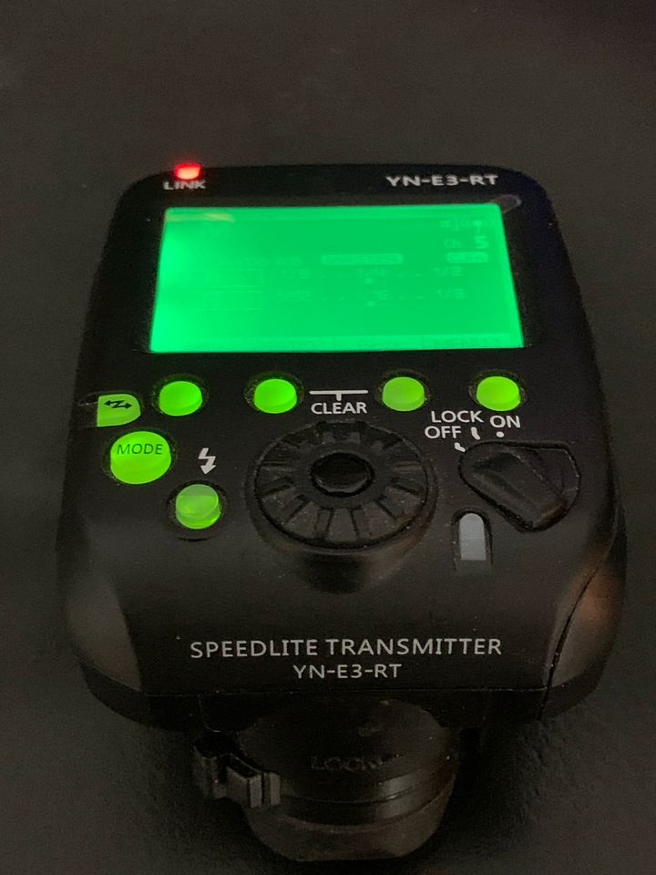 Yongnuo YN-E3-RT Blitz Transmitter für CANON in Wenden