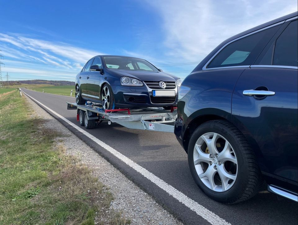 Autotransport Kfz-Transport auf Anhänger Überführungsfahrten in Erfurt