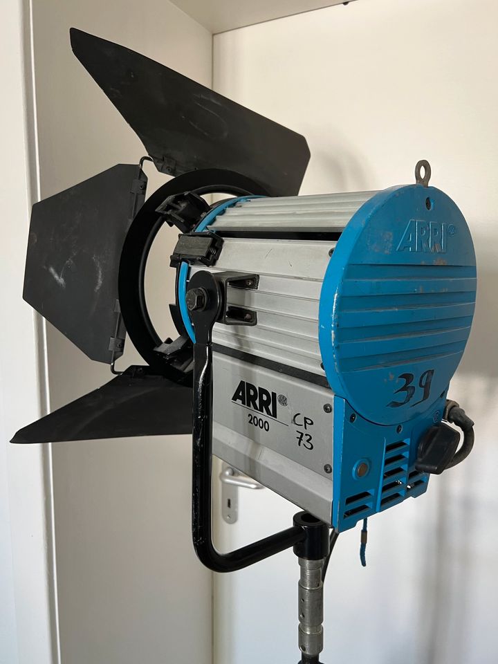 Arri 2000 Fresnel Tungsten, T2, 2000W, Filmlicht in Berlin