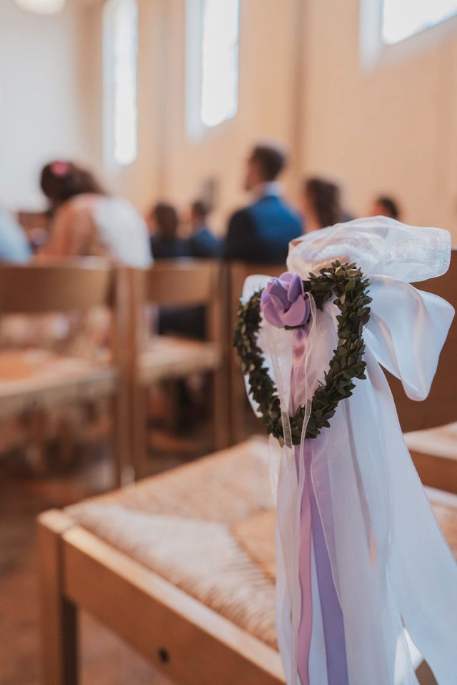 14 Kirchenschleifen weiß lila Hochzeit Stuhlschleifen Schleifen in München