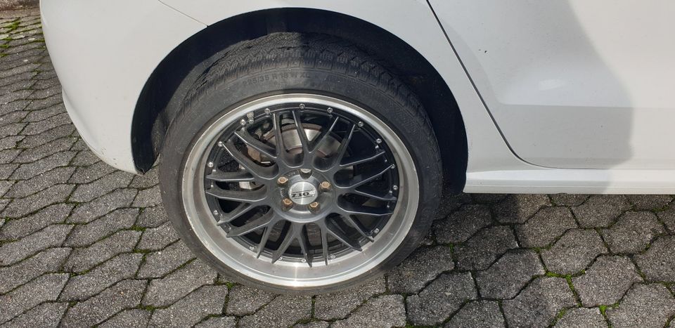 Alufelgen mit Reifen 225/35R18 Dotz Revvo Dark in Wiehl