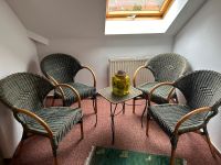 Vier Gartenstühle mit Tisch, Korbstühle, Rattan Niedersachsen - Walsrode Vorschau