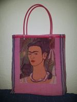 Mexikanische Plastik-Henkeltasche mit Frida-Kahlo-Motiv Pankow - Prenzlauer Berg Vorschau
