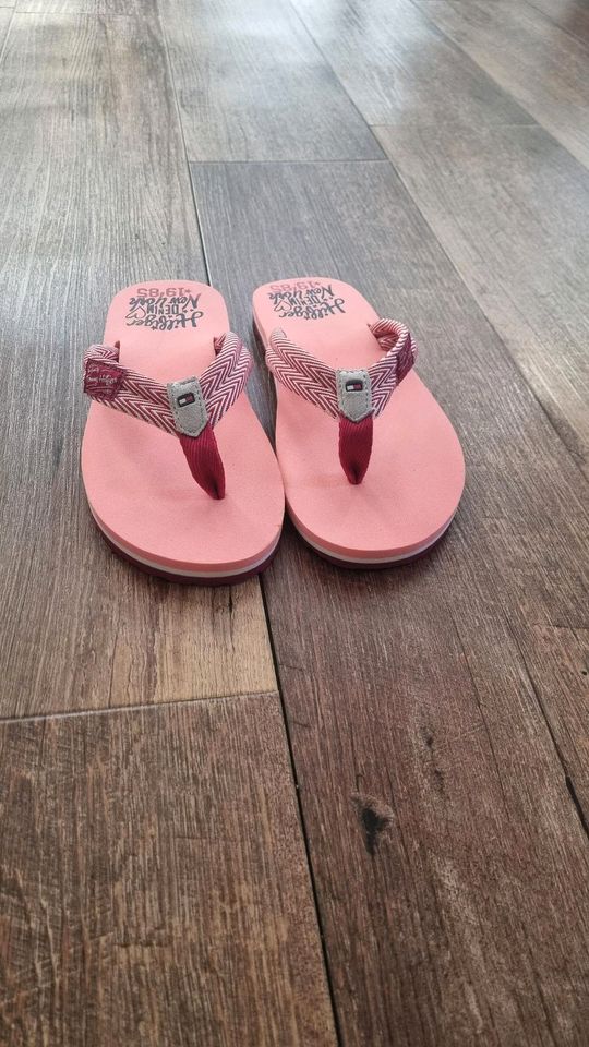 Tommy Hilfiger Flip Flops in rose in Troisdorf