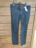 Umstands/Schwangerschafts Jeans dunkelblau Gr. 29/32 Hugo Boss Baden-Württemberg - Kressbronn am Bodensee Vorschau