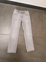 Jeans, warm gefüttert, Gr. 140 Nordrhein-Westfalen - Velbert Vorschau