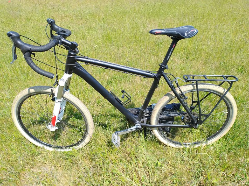 Fitnessbike Crossbike Mountainbike Fahrrad in Genthin