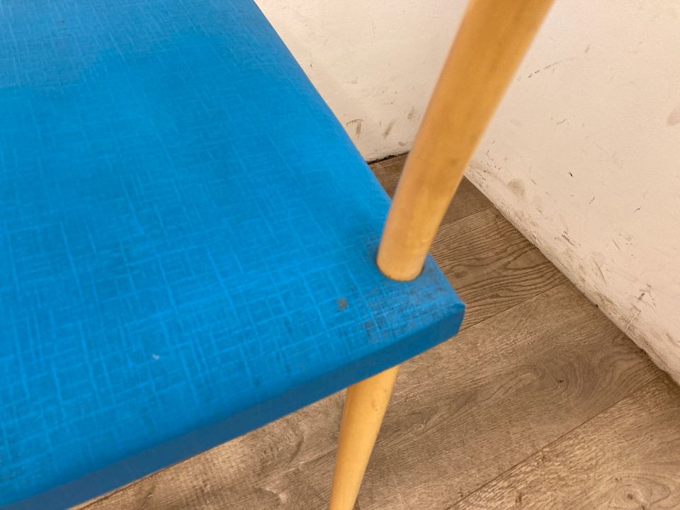 #A DDR Küchenstuhl Kunstleder blau 70er Holz Esszimmer Küche in Burgstädt