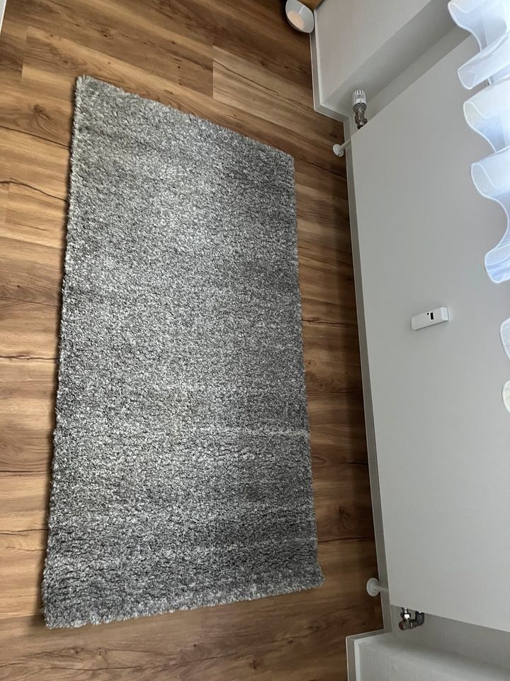 Teppiche in verschiedenen Größen in Backnang