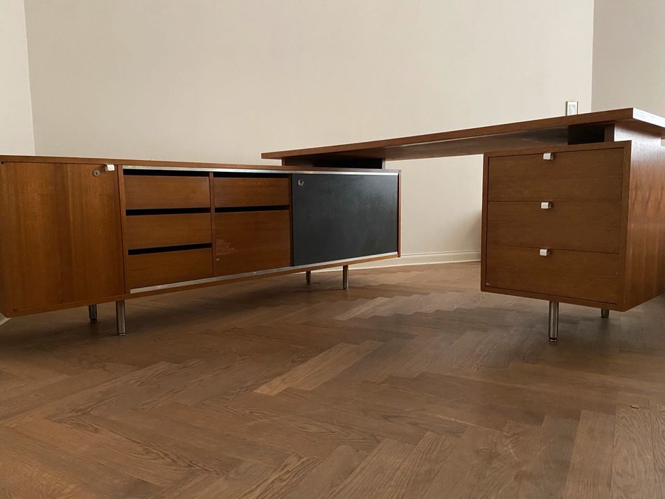 NEUE FOTOS // George Nelson Herman Miller Desk 1960s Mid Century in Berlin