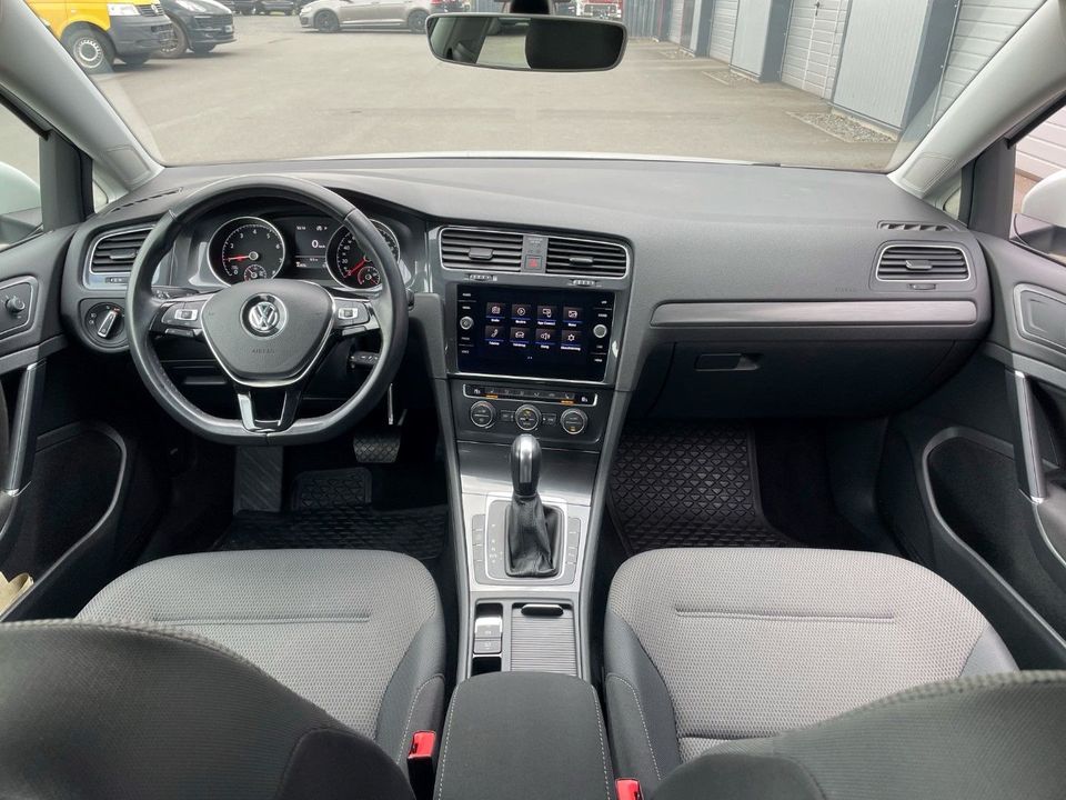 Volkswagen Golf Variant 1.5 TGI DSG Comfortline LED*APP*ACC in Harztor Ilfeld