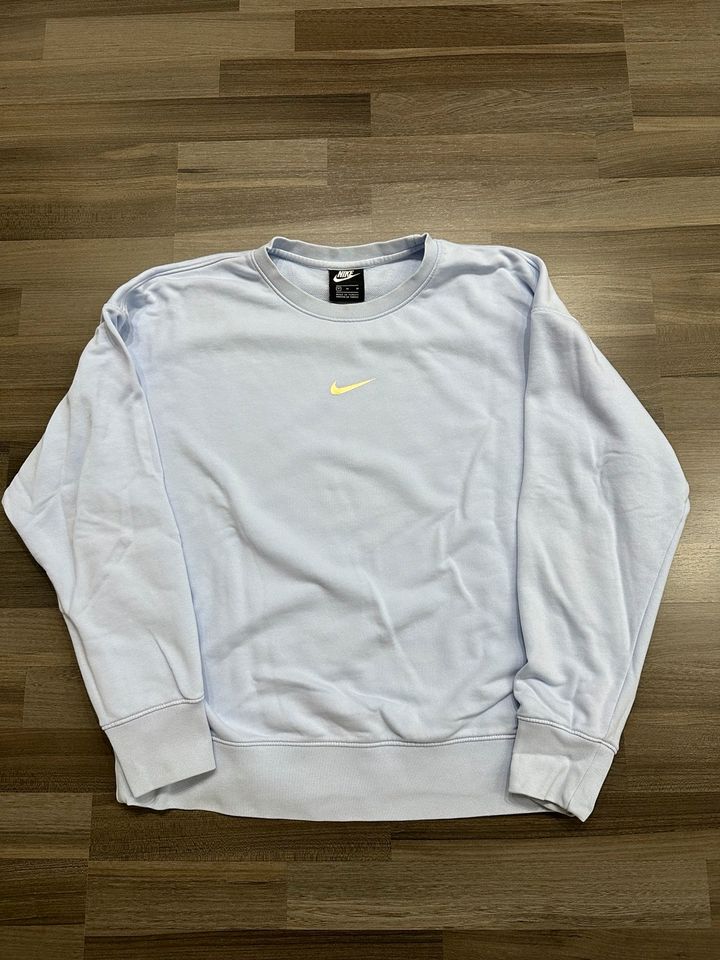 Nike middle Swoosh Sweater | peso 6pm lidy represent yeezy in Heimbach