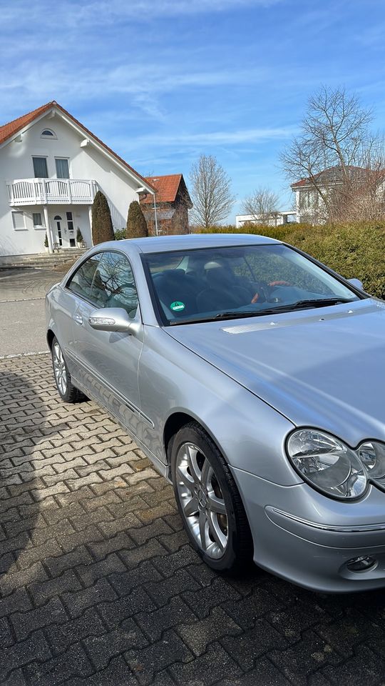 Mercedes CLK 200 Kompressor *FRISCH TÜV* in Biberach an der Riß