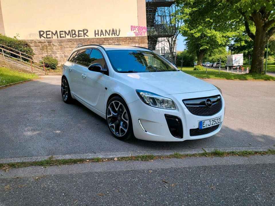 Opel Insignia A OPC Sportstourer 360PS Tip Top in Essen